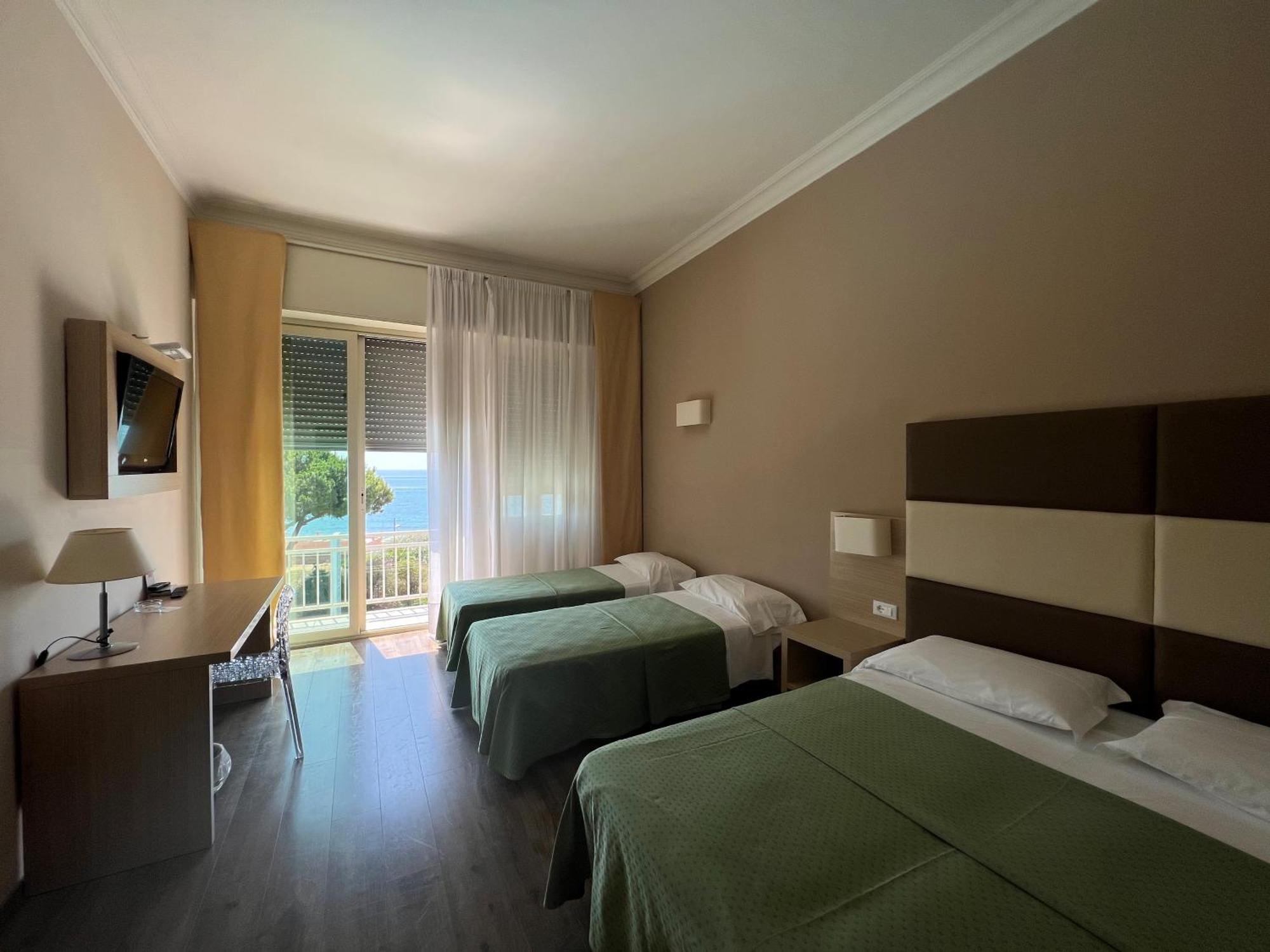 Hotel Napoleon Санремо Екстер'єр фото